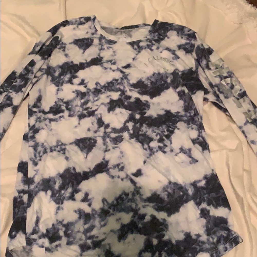 it’s been worn multiple times but still looks okay